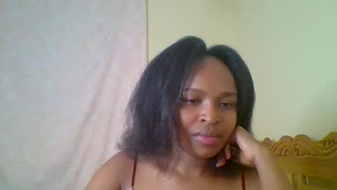 Snapshot of kiki_beby chatting on May 31, 2026, 10:55 pm Angela online show from May 31, 2026, 10:55 pm