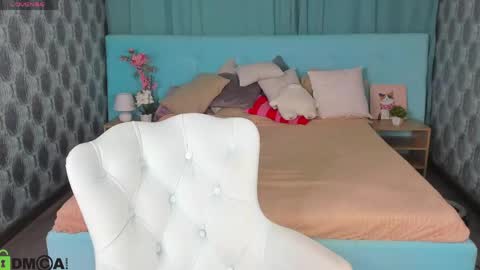 Snapshot of kiki_shanel chatting on May 15, 2026, 1:23 am Kiki online show from May 15, 2026, 1:23 am