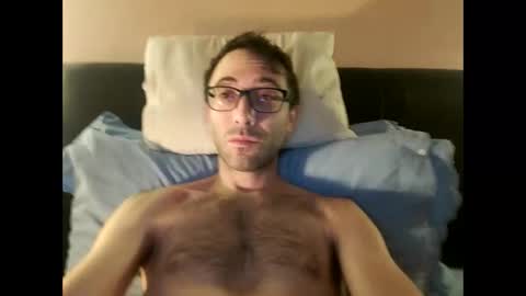 Snapshot of killua1993 chatting on November 15, 2025, 5:42 pm kingstoned online show from November 15, 2025, 5:42 pm