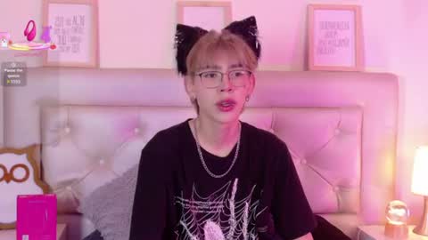  Adrien  online show from June 27, 2026, 4:06 am