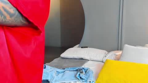 Kim online show from February 28, 2025, 4:31 pm