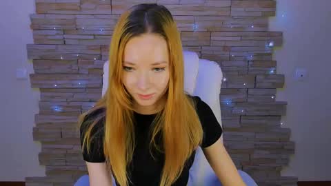Snapshot of kim_boyd chatting on December 3, 2024, 5:23 pm kim_boyd online show from December 3, 2024, 5:23 pm