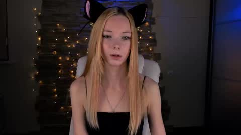 Snapshot of kim_boyd chatting on February 10, 2025, 3:21 pm kim_boyd online show from February 10, 2025, 3:21 pm