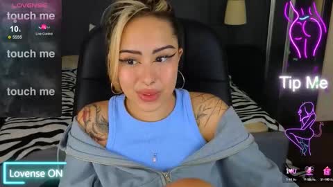 Kim online show from October 17, 2025, 8:06 am