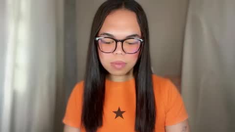 Snapshot of kim_kyile chatting on January 17, 2026, 12:48 am KYLIE online show from January 17, 2026, 12:48 am