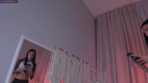 Kim Oberlin online show from March 4, 2025, 9:40 am