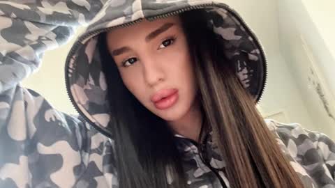 Kim Oberlin online show from February 3, 2026, 11:48 am