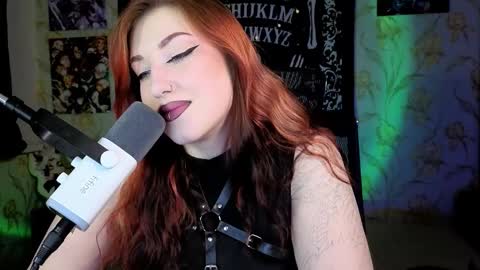 Snapshot of kim_possible1 chatting on November 13, 2025, 5:50 am Hi Im Kimberly but u can call me Kim. Turn on ur sound i love to talk and moan online show from November 13, 2025, 5:50 am