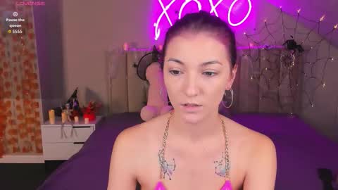 kimberlly_smith online show from October 30, 2025, 12:12 am