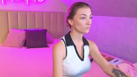 Snapshot of kimberlly_smith chatting on June 30, 2026, 11:17 pm kimberlly_smith online show from June 30, 2026, 11:17 pm