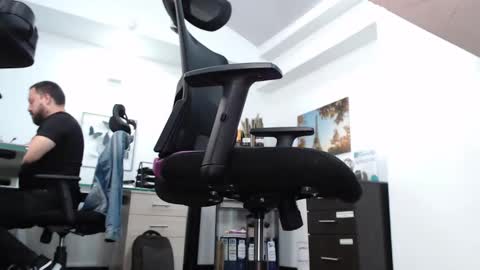 Kimberly 1200-1900 GMT-5 online show from January 9, 2025, 8:44 pm