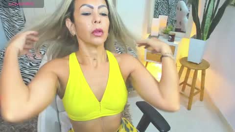 Kimberly  online show from April 3, 2026, 9:40 am