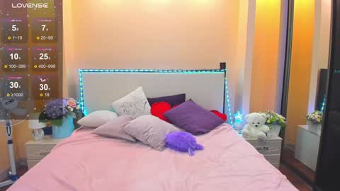 kimberly_mm online show from February 8, 2025, 10:07 am