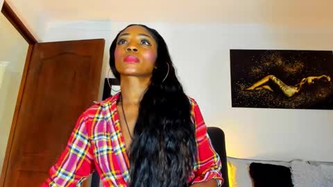 Snapshot of kimberlybanks2 chatting on November 22, 2025, 1:32 pm Kimberly Banks online show from November 22, 2025, 1:32 pm