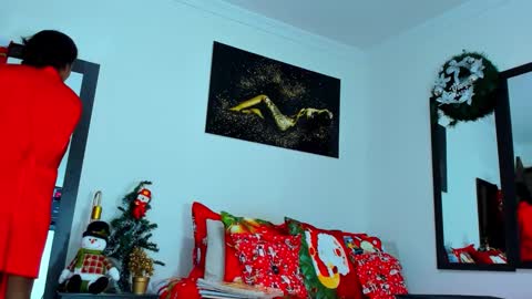 Kimberly Banks online show from December 4, 2025, 10:02 am