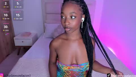 Snapshot of kimberlylenox chatting on November 10, 2025, 10:42 pm Queen Kim online show from November 10, 2025, 10:42 pm