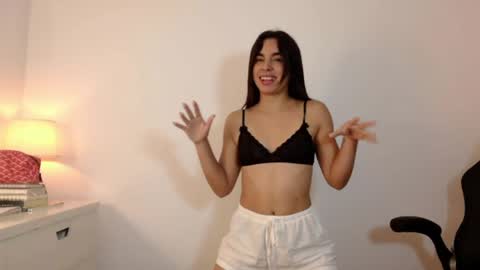 CAMI online show from June 10, 2026, 1:39 am