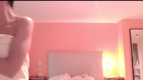 Snapshot of kimdiamondz chatting on January 14, 2026, 10:10 am Kim online show from January 14, 2026, 10:10 am