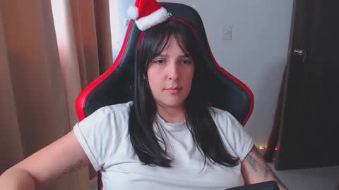 Snapshot of kimflexible_ chatting on December 28, 2024, 8:47 pm Kim 3 online show from December 28, 2024, 8:47 pm