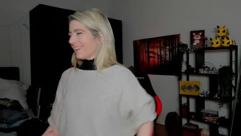 Wolfs Girl online show from February 10, 2026, 6:12 pm