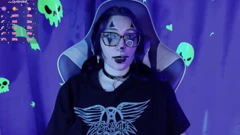 Kim Lennox online show from March 20, 2026, 2:22 pm