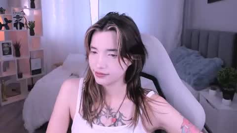 kimm wong online show from June 24, 2026, 3:49 am