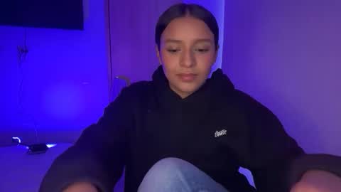 kimmi online show from April 20, 2026, 10:55 pm