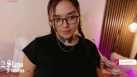     online show from April 15, 2026, 1:40 pm