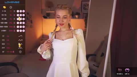  Your Kimmie  follow me  online show from February 9, 2025, 2:29 pm