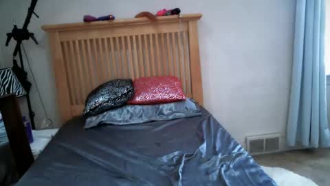 Snapshot of kimmitay chatting on February 17, 2025, 7:31 pm Kimmi Taylor online show from February 17, 2025, 7:31 pm