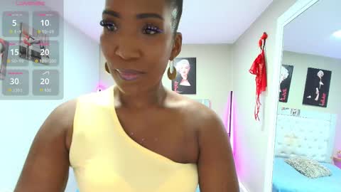 Snapshot of kimmturner chatting on September 12, 2025, 12:27 pm Kim online show from September 12, 2025, 12:27 pm