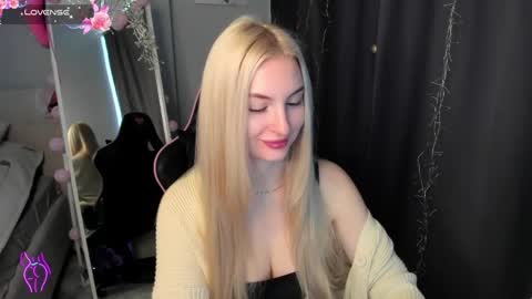 Snapshot of kimmy1_powell chatting on May 4, 2026, 3:02 am kimmy1_powell online show from May 4, 2026, 3:02 am