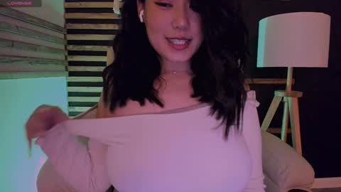 Lo online show from February 5, 2025, 6:15 pm