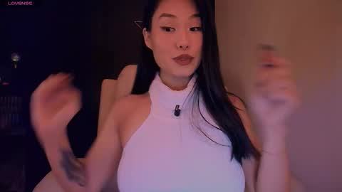 Lo online show from December 18, 2025, 6:14 pm