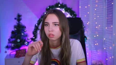 kimporins online show from December 22, 2025, 12:13 pm