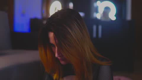 KimSkye online show from January 16, 2025, 3:02 am