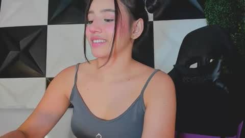 kimtandrys_ online show from October 2, 2025, 8:43 am