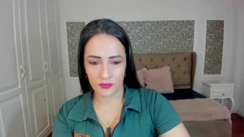 Kim online show from November 9, 2025, 7:34 pm