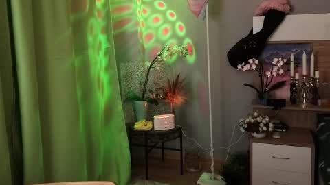 kina_ka online show from November 14, 2025, 9:13 pm