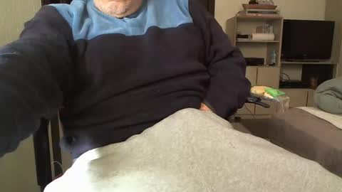 kinchan069 online show from January 6, 2025, 12:37 am