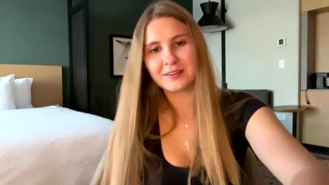 kinci06 online show from March 12, 2025, 10:07 pm