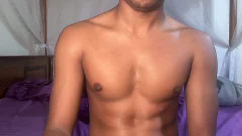 Snapshot of kinda_horny_right_now chatting on July 1, 2026, 4:18 pm Isaac online show from July 1, 2026, 4:18 pm