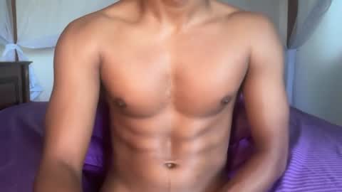 Snapshot of kinda_horny_right_now chatting on July 2, 2026, 5:02 am Isaac online show from July 2, 2026, 5:02 am
