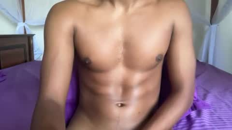 Snapshot of kinda_horny_right_now chatting on July 3, 2026, 4:52 am Isaac online show from July 3, 2026, 4:52 am