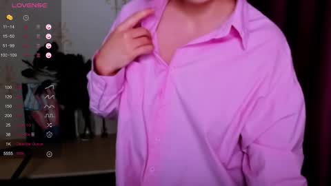 Hazel online show from September 29, 2025, 10:25 pm