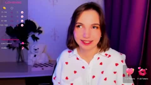 Snapshot of kindhazelhere_ chatting on January 8, 2026, 7:16 pm Hazel online show from January 8, 2026, 7:16 pm