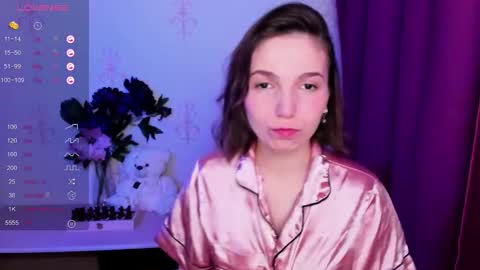 Snapshot of kindhazelhere_ chatting on February 5, 2026, 8:08 am Hazel online show from February 5, 2026, 8:08 am