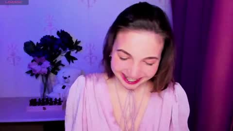 Snapshot of kindhazelhere_ chatting on February 7, 2026, 6:55 pm Hazel online show from February 7, 2026, 6:55 pm