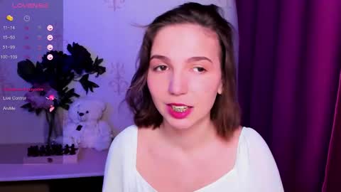 Snapshot of kindhazelhere_ chatting on February 10, 2026, 6:56 pm Hazel online show from February 10, 2026, 6:56 pm