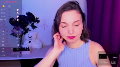 Snapshot of kindhazelhere_ chatting on February 15, 2026, 7:51 am Hazel online show from February 15, 2026, 7:51 am